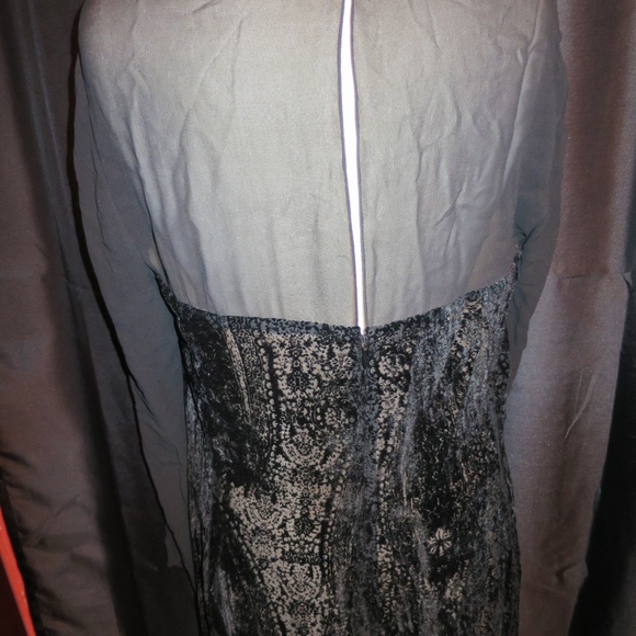 Cocktail Dress - Picture 3 of 4